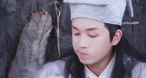 不墊鼻子、不動臉，個個都是原生態臉，這9位明星越看越招人喜歡