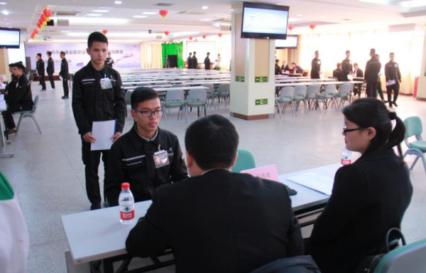 兩個行業陷入“招工難”,即便薪資不錯,也難吸引大學生,怎麼了 兩個行業陷入“招工難”,即便薪資不錯,也難吸引大學生,怎麼了