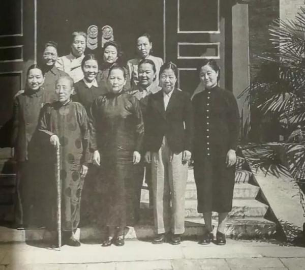 張大千晚年漂泊羈旅26年，婉拒周總理回國邀請，助中國畫走向世界