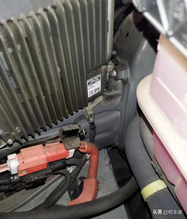 70多萬買臺雷克薩斯LS，車商：有這種好事兒我還想著你？