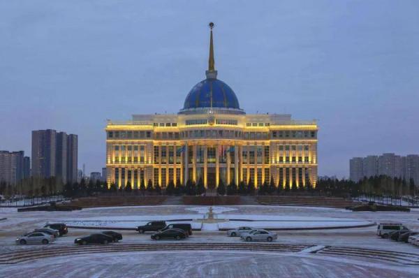 哈薩克五大地標建築夜景照明