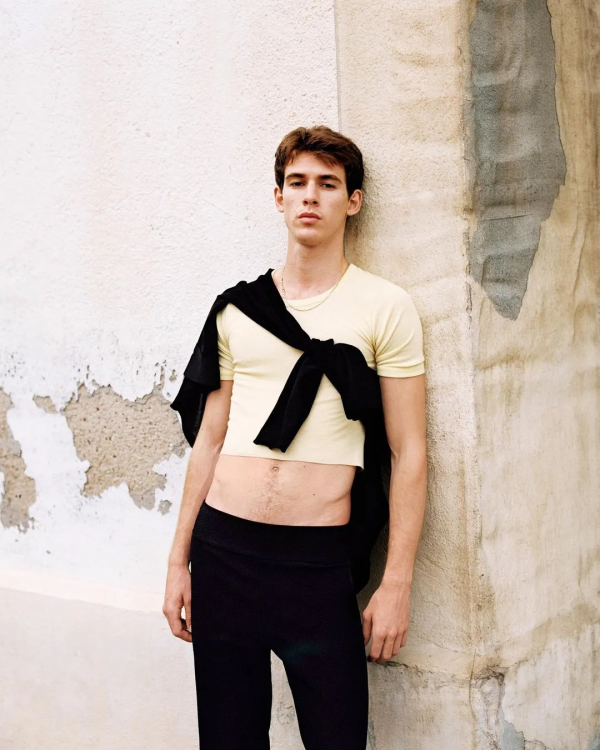 超生代時尚男模特維克托·奧登斯致敬 Olivia Rodrigo