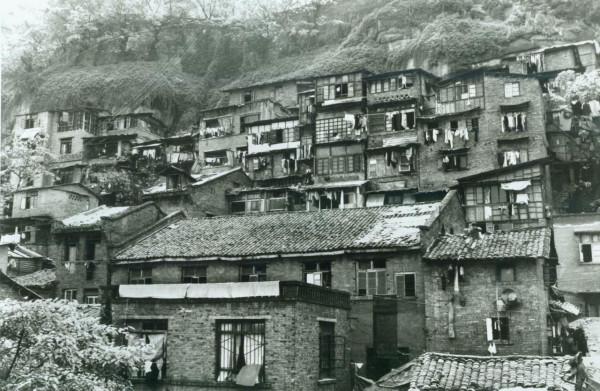 重慶女鞋工，因創業斷過7次腿，卻打造出2張城市名片，為啥這麼牛