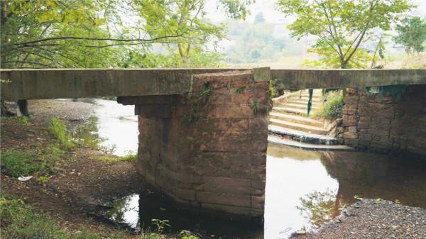 蘭溪社峰的古石橋（2）