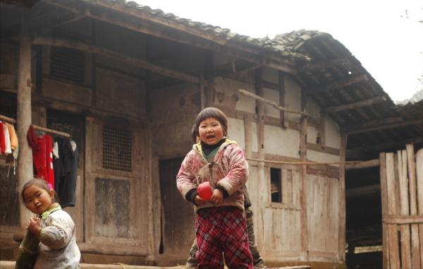 雖然我沒有養你們,但我畢竟是你們生父!消失多年的老父突然上門 雖然我沒有養你們,但我畢竟是你們生父!消失多年的老父突然上門