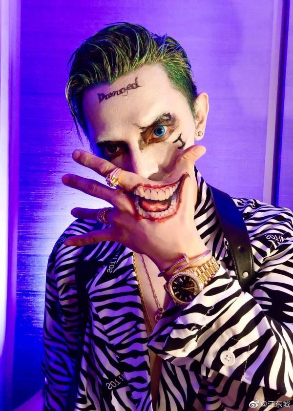 汪東城cos小丑造型 妝容誇張還原度滿分 汪東城cos小丑造型 妝容誇張還原度滿分