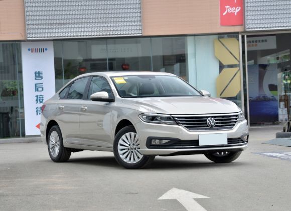 1-8月轎車銷量榜,這臺車太厲害,勝朗逸超卡羅拉,不是軒逸 1-8月轎車銷量榜,這臺車太厲害,勝朗逸超卡羅拉,不是軒逸