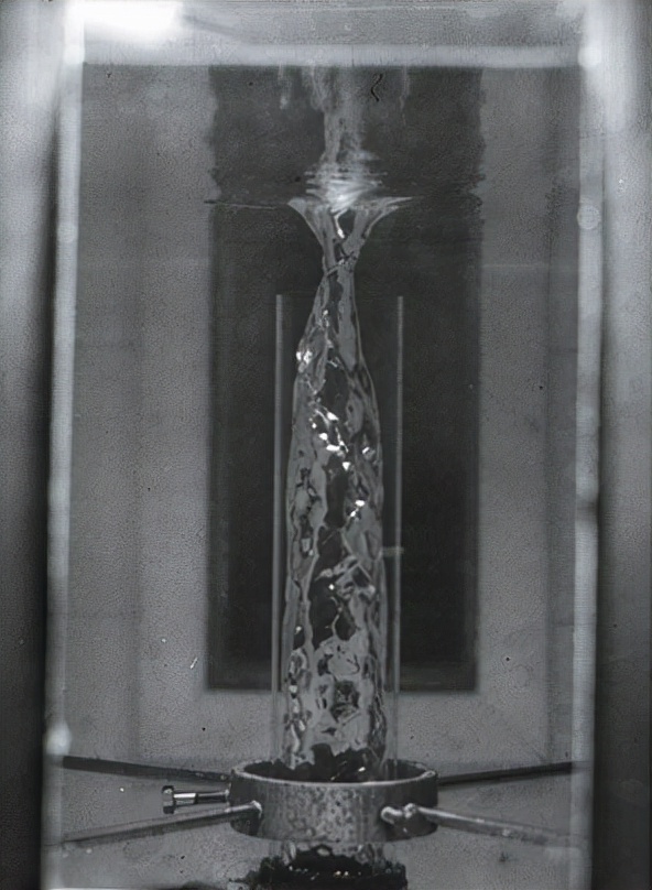 到底能不能在馬桶裡看到科氏力的漩渦？