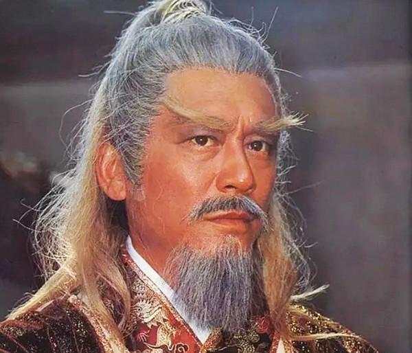 黃藥師雖死,卻留下一門陣法,威震《倚天》六大派,書裡有暗示 黃藥師雖死,卻留下一門陣法,威震《倚天》六大派,書裡有暗示