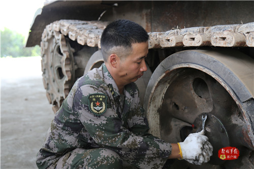 老三和他的兄弟“121” 老三和他的兄弟“121”