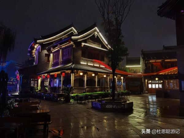 漢EV自駕洛陽,市內免費的洛邑古城的夜景是不會讓你失望的 漢EV自駕洛陽,市內免費的洛邑古城的夜景是不會讓你失望的