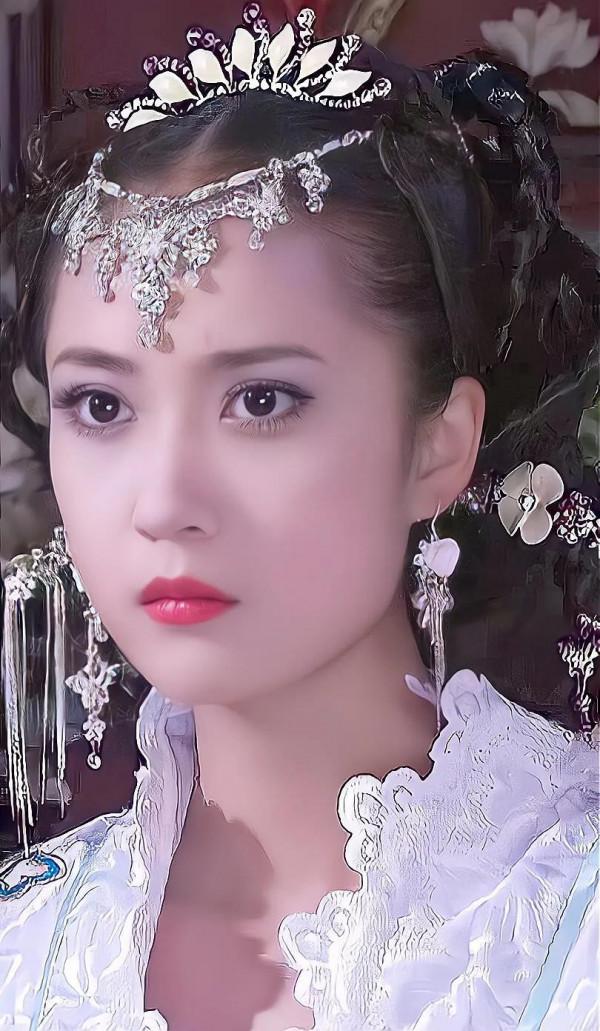 電視劇&quot;大明嬪妃 &quot;關慧卿 飾演李梅兒 喜歡的點點關注，支援下，謝謝