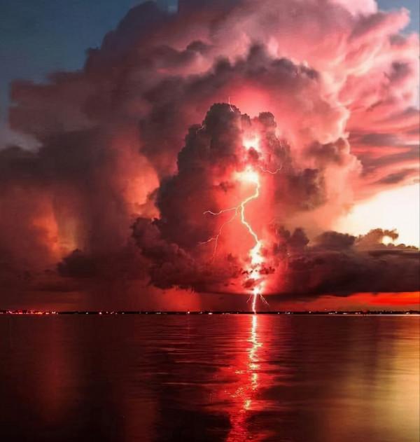 2022魔幻開年：病毒變異，火山爆發，美國暴雪