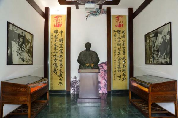 在趵突泉除了看菊展，還能看這兩位大家的畫展