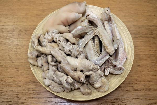 這鍋滷味太香了,1小時出鍋,讓人饞得流口水,自己做經濟實惠 這鍋滷味太香了,1小時出鍋,讓人饞得流口水,自己做經濟實惠