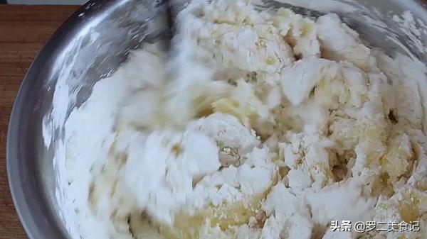 土豆最香的做法,做法簡單無難度,一做一大盤不夠吃,太解饞了 土豆最香的做法,做法簡單無難度,一做一大盤不夠吃,太解饞了