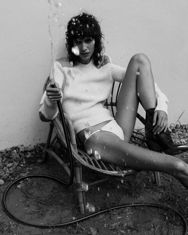 這雙鞋太神奇：平底最顯高，舊的比新的好