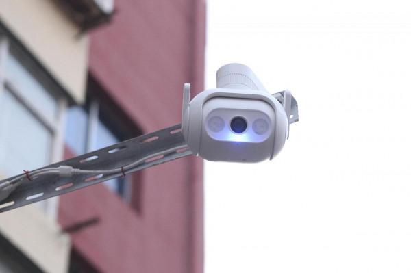 既便宜連線又方便，小白室外全景攝像機雲臺版Q1體驗評測