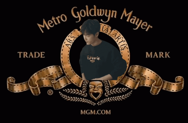 肖戰空降31集評論區了，快去找他聊天呀，越多越好