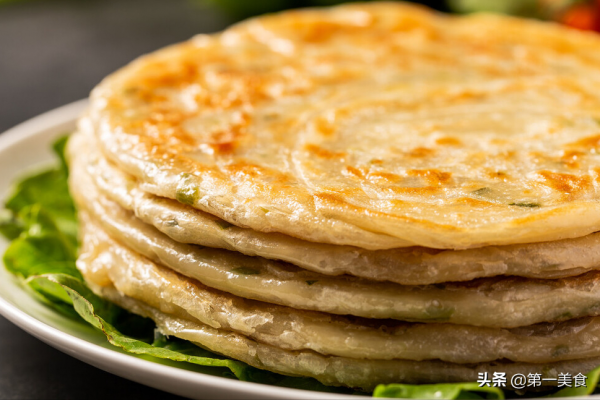 怎樣烙餅才能不硬？和麵是最關鍵的一步，教你一招，放2天也不硬