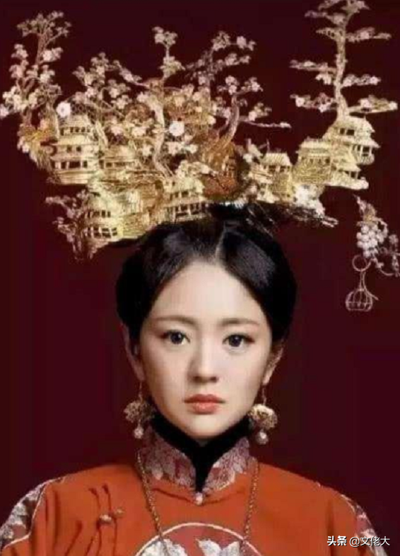 一個鼻子上長“犄角”一個頭頂“山水畫”演員們的古裝造型太奇葩 一個鼻子上長“犄角”一個頭頂“山水畫”演員們的古裝造型太奇葩