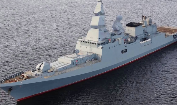 國產“一坑四彈”來了！水面艦艇載彈量翻4倍，055最多載彈472枚