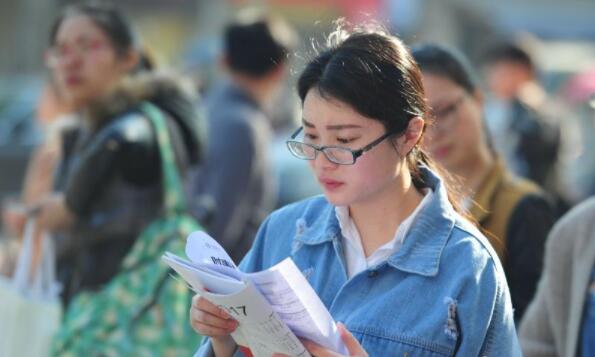 未來10年適合女生的專業，工作薪資待遇高還穩定，家有女兒享福了