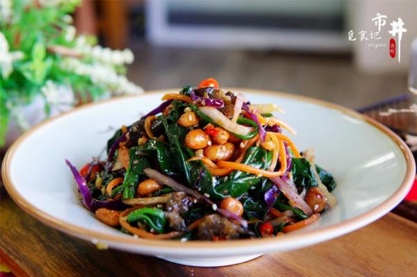 中秋家宴，10菜1湯已備好，有葷有素，好吃還簡單，家人都滿意