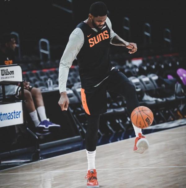 NBA西部排名，太陽、勇士競爭第一，灰熊成為驚喜，湖人令人意外