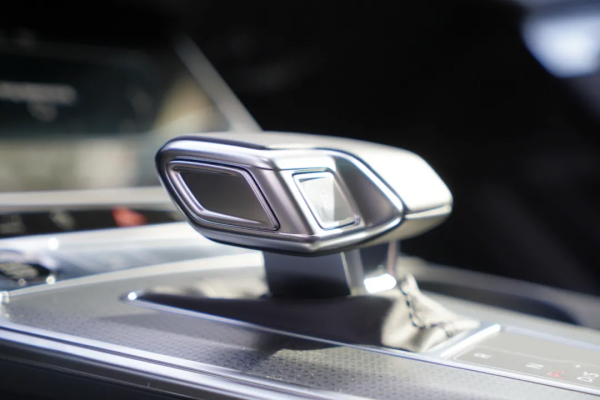 試駕奧迪A6 allroad！辦完近70萬的旅行車，女生買菜的最佳座駕