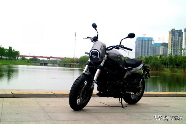 猛獸獨行——以車主的身份試評貝納利幼獅800Trail版本 猛獸獨行——以車主的身份試評貝納利幼獅800Trail版本