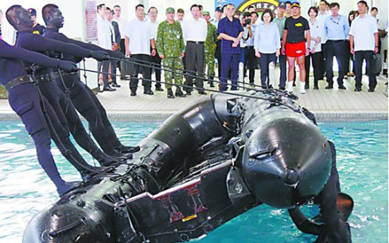 臺兩棲部隊演練越海峽作戰，臺海巡隊強行扣押我漁船