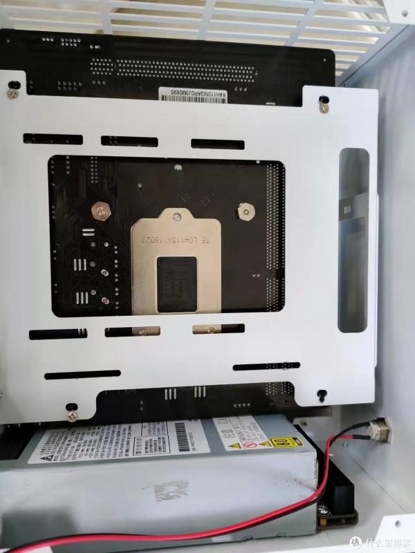 中年垃圾佬裝機ITX小主機分享：千元以下的價格，心動嗎？