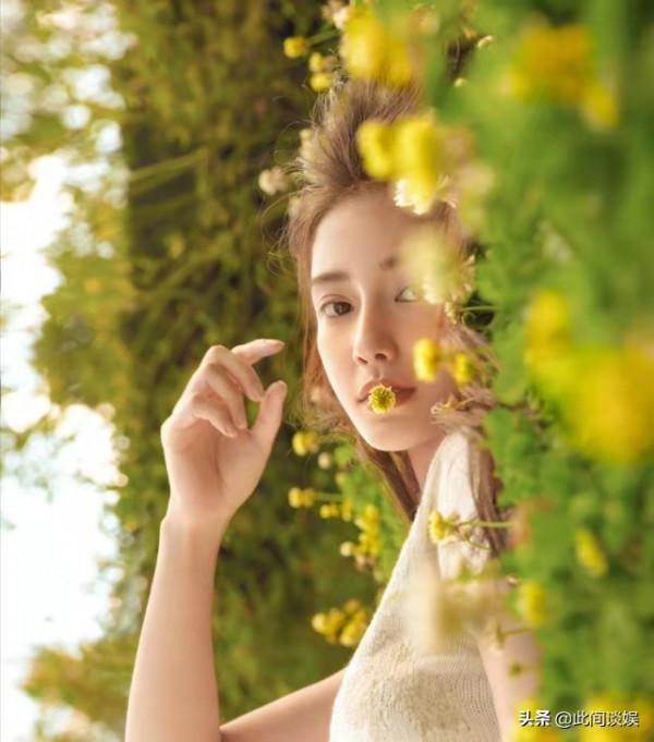 劉詩詩登上《時尚芭莎》閉年刊,baby新封面返璞歸真,偽素顏出鏡 劉詩詩登上《時尚芭莎》閉年刊,baby新封面返璞歸真,偽素顏出鏡