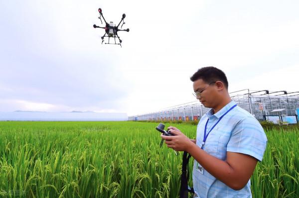 物流與科技碰撞，改變未來生活，已研發出兩款最新機型