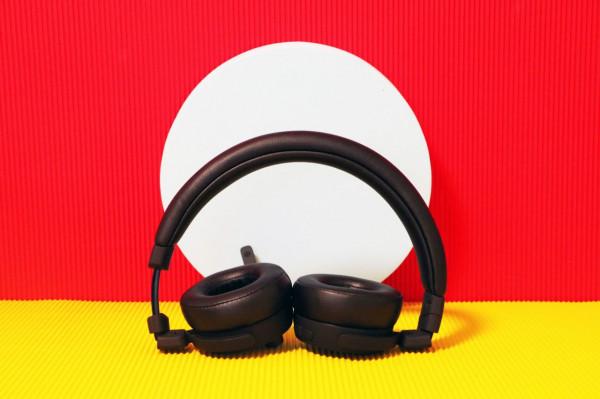 國貨黑科技耳機來襲,商務、學習等輕鬆駕馭,AI拾音降噪首屈一指 國貨黑科技耳機來襲,商務、學習等輕鬆駕馭,AI拾音降噪首屈一指