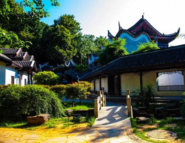 央視之後,人民網點評各省最美建築,哪個你喜歡? 央視之後,人民網點評各省最美建築,哪個你喜歡?