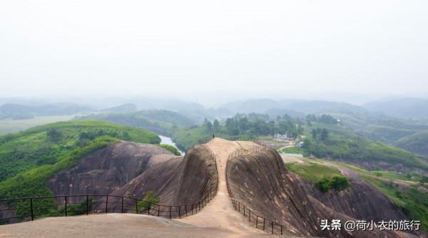 中國超震撼的4個景點，每一個場面都很驚險，你都打卡過了嗎