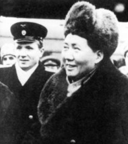 1950年毛主席訪蘇，中途為何突然向廚師下令：送來死魚就扔出去