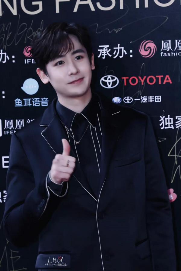 鳳凰網時尚之選：陳數、許佳琪、李若彤、尼坤、袁冰妍、INTO1