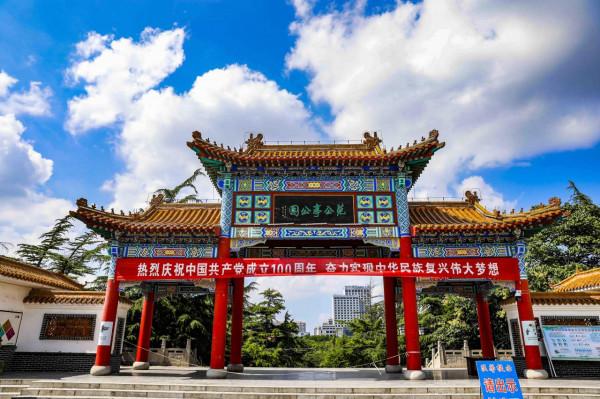 夏日度假好去處，古九州之一青州遊玩攻略