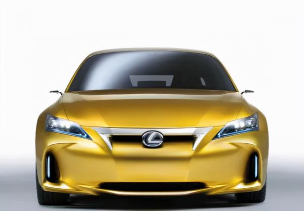 關於雷克薩斯CT，這臺誕生12年“老車”的那些事兒...