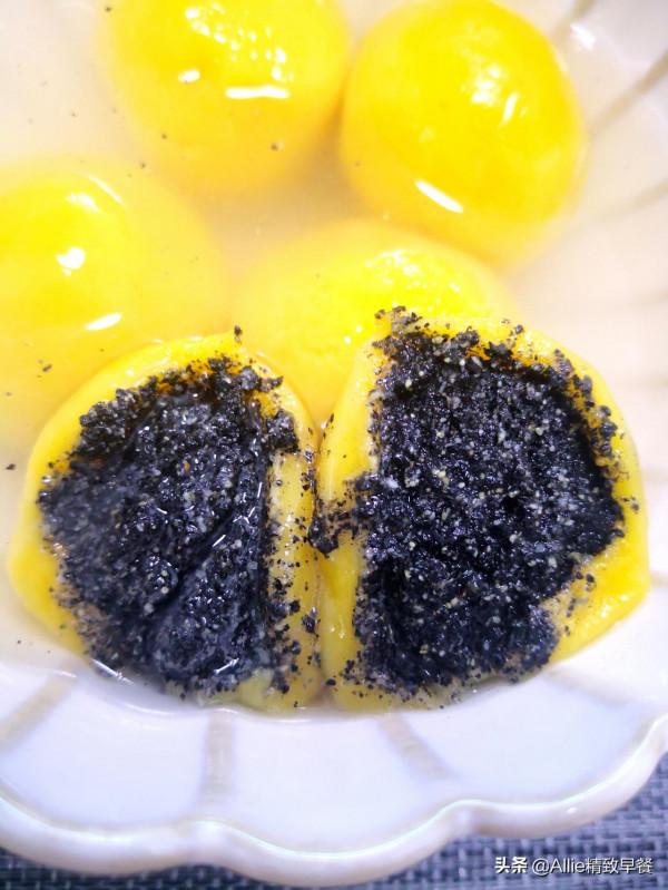 還在買冷凍湯圓嗎？教您做兩種餡的南瓜湯圓，香甜粘糯又營養，贊