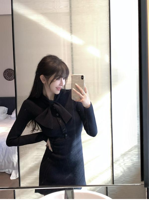 經典領結針織收腰氣質連衣裙，自帶一種讓人無法拒絕的優雅氣質