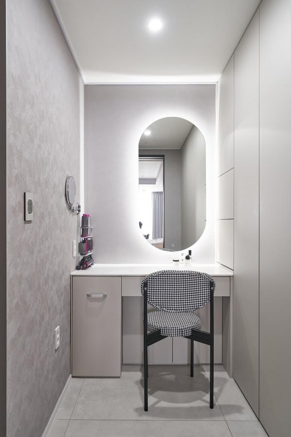 186㎡大平層,曲面玻璃圍出多功能廚房,清爽簡潔,走在潮流前端 186㎡大平層,曲面玻璃圍出多功能廚房,清爽簡潔,走在潮流前端