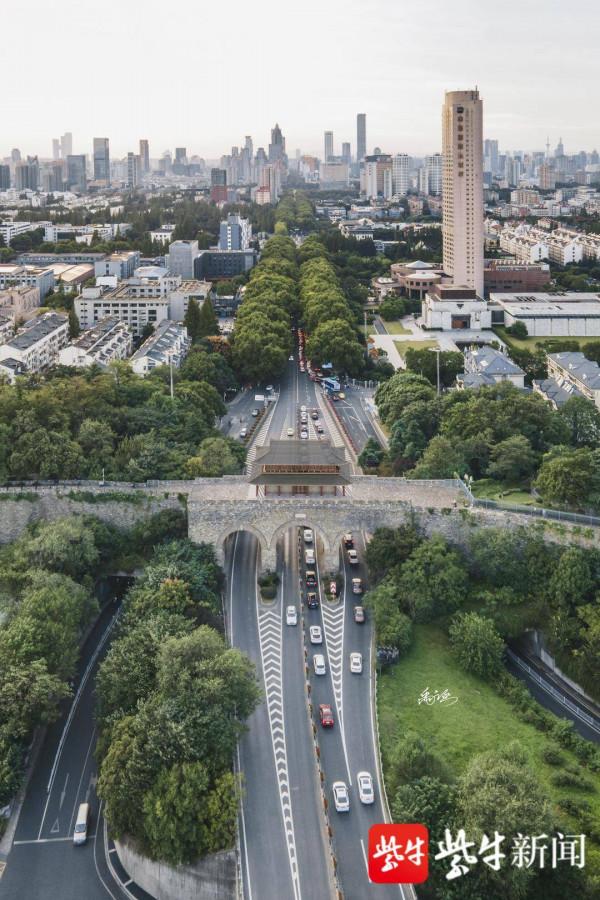 「紫牛頭條」95後小夥建模復原南京明城牆十三門：城市高樓林立之處可能都是已故的城垣