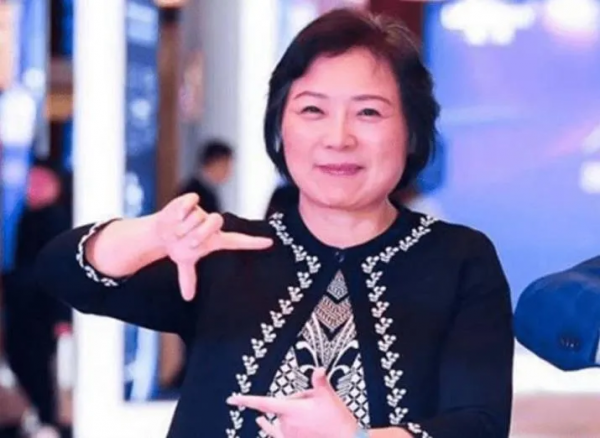 1&period;88億美元買下曼哈頓最貴頂樓，馬雲、蔡崇信為何善用家族基金？