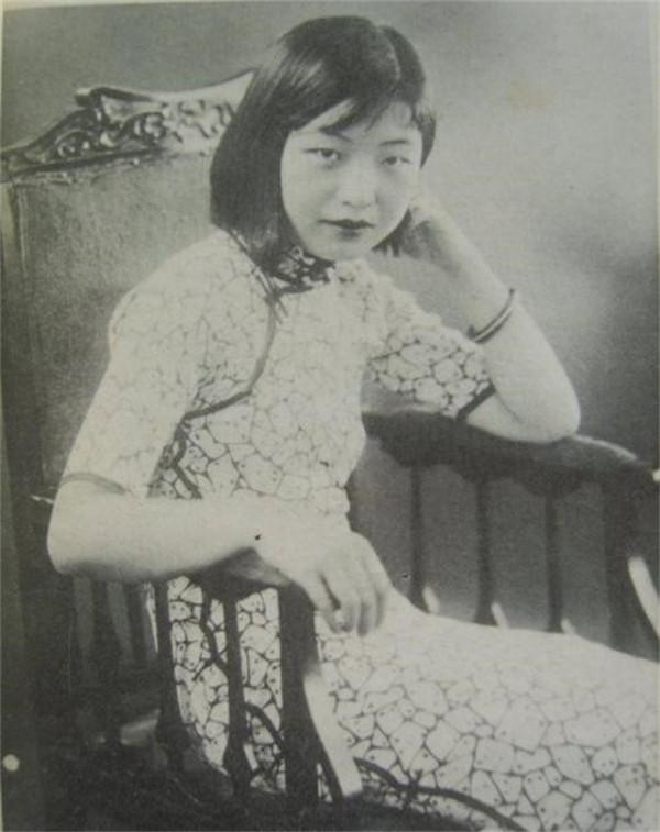 1934年除夕夜,女星艾霞家中自殺,遺書:人生很痛苦,而我很滿足 1934年除夕夜,女星艾霞家中自殺,遺書:人生很痛苦,而我很滿足