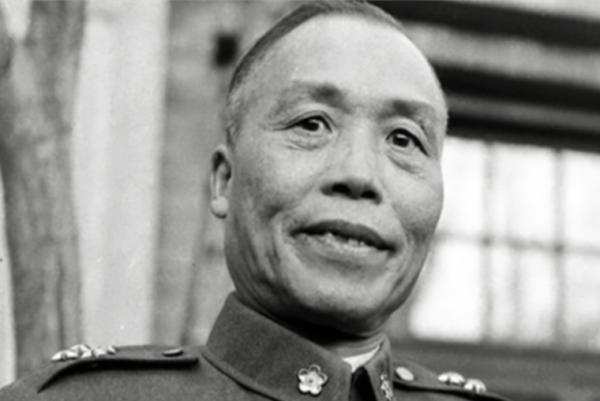 華野秘密行軍3日,突遭國軍轟炸,粟裕:那個排長有問題,抓住他 華野秘密行軍3日,突遭國軍轟炸,粟裕:那個排長有問題,抓住他