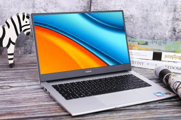 大學的第一臺筆記本怎麼選？看這篇就夠了